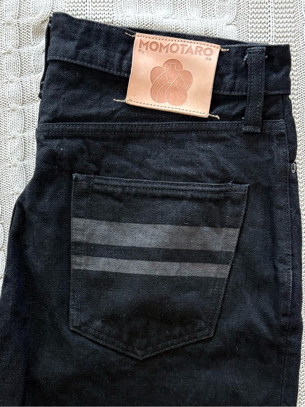 Momotaro denim, 15.7oz straight. Barely worn.
Hip to hip: 15.5”
Inseam: 33.25” - Picture 4 of 6